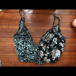 Barely worn urban outfitters cropped flora top